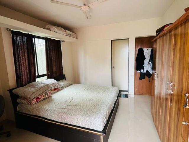 Resale | 3 BHK 1850 Sq.Ft. Apartment in Tivoli Apartments