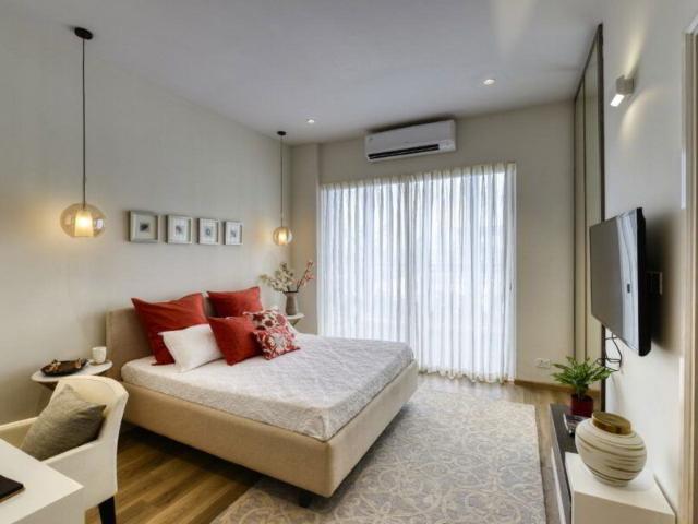 Resale | 3 BHK 1855 Sq.Ft. Apartment in Godrej Meridien