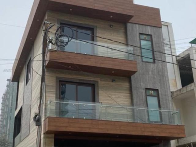 Resale | 3 BHK 185 Sq.Yd. Independent House in Laxmi Nagar
