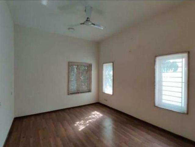Resale | 3 BHK 1860 Sq.Ft. Apartment in Kool Homes Signature