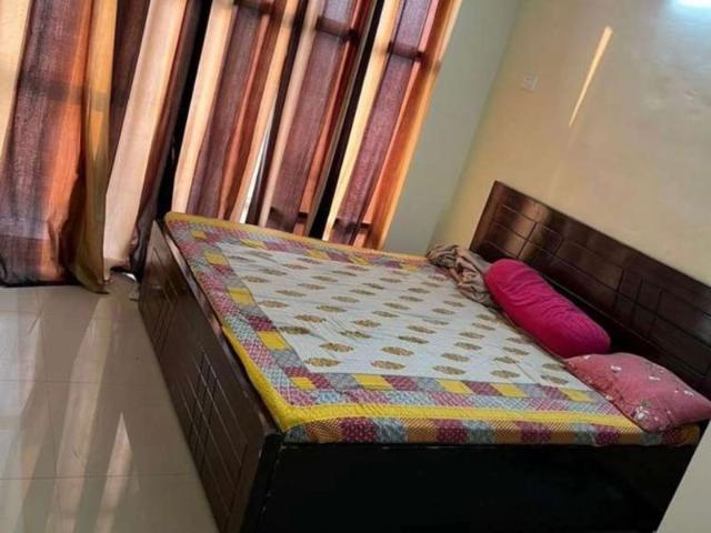 Resale | 3 BHK + 1880 Sq.Ft. Apartment in DLF Ultima Phase II