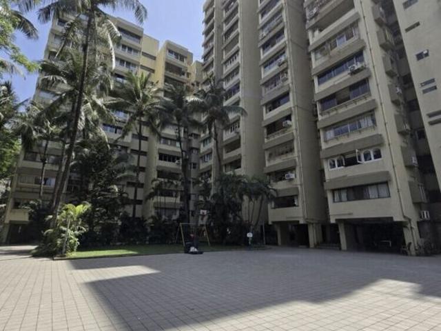 Resale | 3 BHK 1890 Sq.Ft. Apartment in Cumbala Hill
