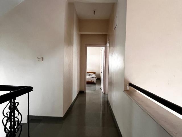 Resale | 3 BHK 1896 Sq.Ft. Apartment in Clover Citadel