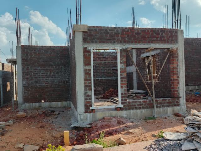 Resale | 3 BHK + 1800 Sq.Ft. Villa in Bacharam