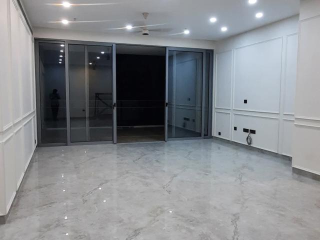 Resale | 3 BHK 1800 Sq.Ft. Apartment in Acropolis Purple Voyage To The Stars