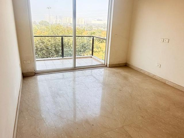 Resale | 3 BHK 1800 Sq.Ft. Apartment in M3M Forestia West