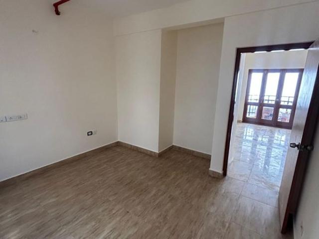 Resale | 3 BHK 1800 Sq.Ft. Apartment in Shanders Alta Vista
