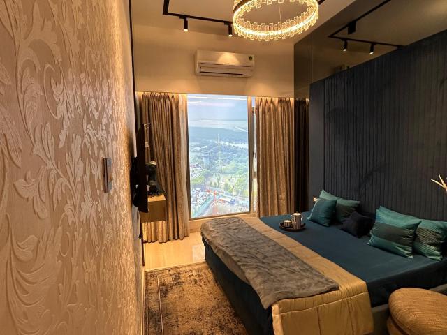 Resale | 3 BHK 1800 Sq.Ft. Apartment in Pokhran Chs Vashi
