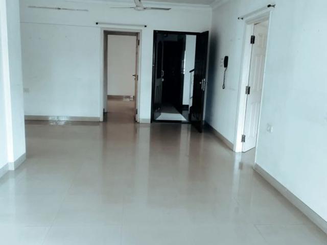 Resale | 3 BHK 1800 Sq.Ft. Apartment in Pricel Holm
