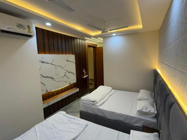 Resale | 3 BHK 1800 Sq.Ft. Apartment in Thanisandra
