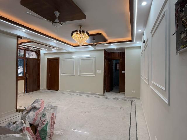 Resale | 3 BHK 1810 Sq.Ft. Apartment in Arihant Harmony