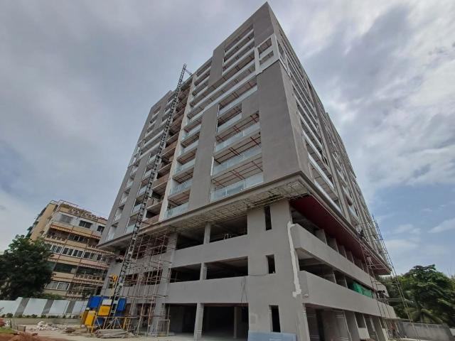 Resale | 3 BHK 1825 Sq.Ft. Apartment in Landmark Kundanbagh Apartments
