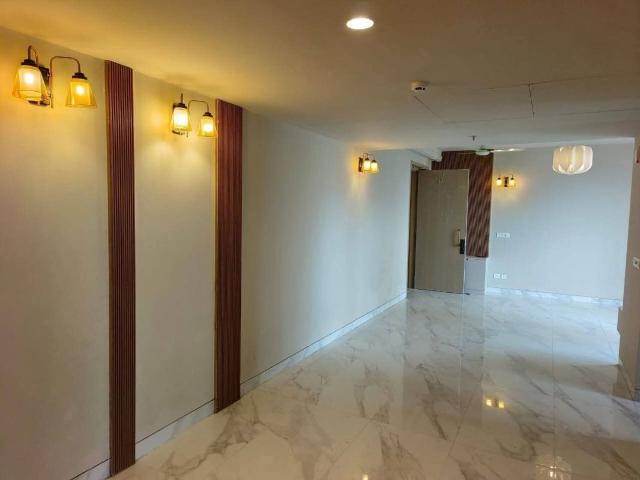 Resale | 3 BHK + 1828 Sq.Ft. Apartment in M3M Heights