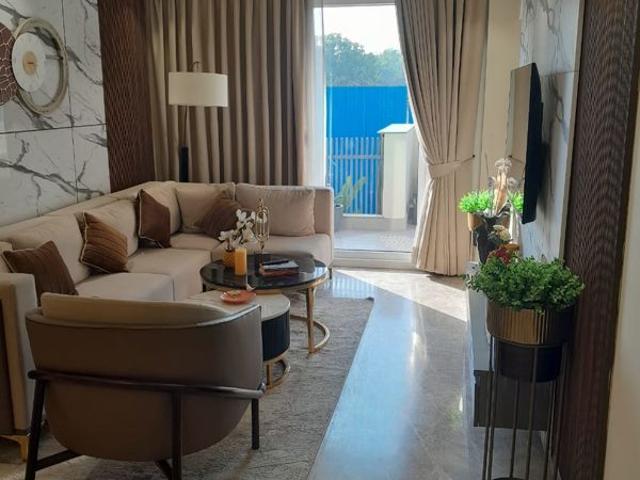 Resale | 3 BHK + 1829 Sq.Ft. Apartment in Godrej Air Sector 85