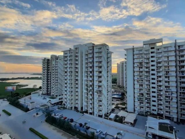 Resale | 3 BHK 1943 Sq.Ft. Apartment in M3M Woodshire