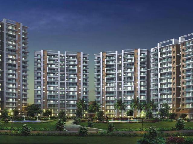 Resale | 3 BHK 1950 Sq.Ft. Apartment in Shree Vardhman Victoria
