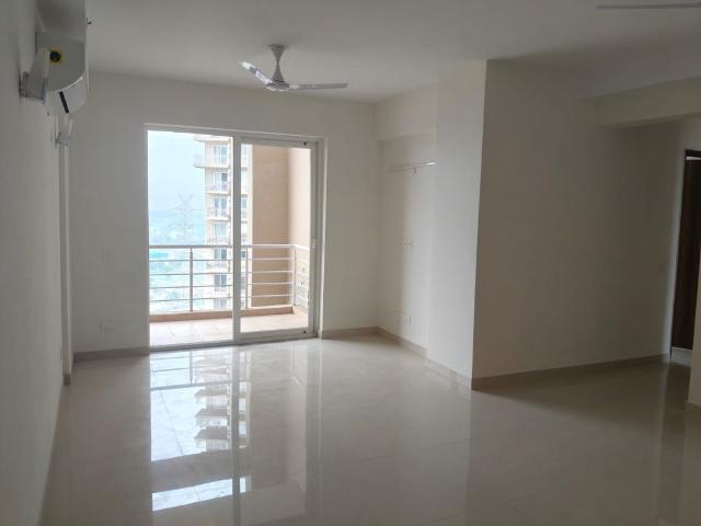 Resale | 3 BHK + 1976 Sq.Ft. Apartment in Capital Residency 360