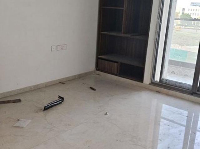 Resale | 3 BHK 1980 Sq.Ft. Apartment in VVIP Namah