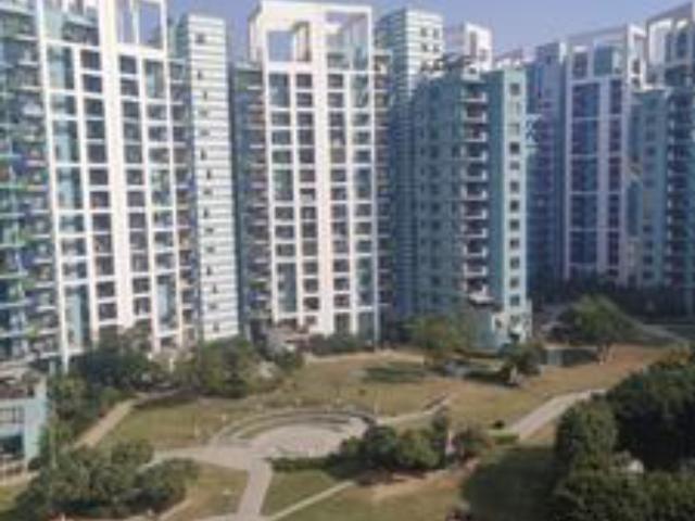 Resale | 3 BHK 1997 Sq.Ft. Apartment in Unitech The Close North