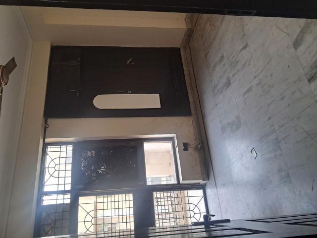 Resale | 3 BHK 1900 Sq.Ft. Apartment in Arihant Harmony