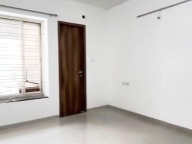 Resale | 3 BHK 1900 Sq.Ft. Apartment in Kolte Patil 24K Sereno