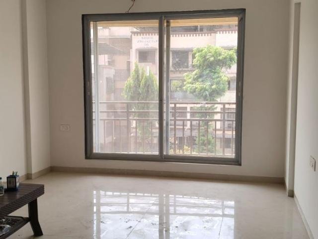 Resale | 3 BHK 1900 Sq.Ft. Apartment in Neel Tarang CHS
