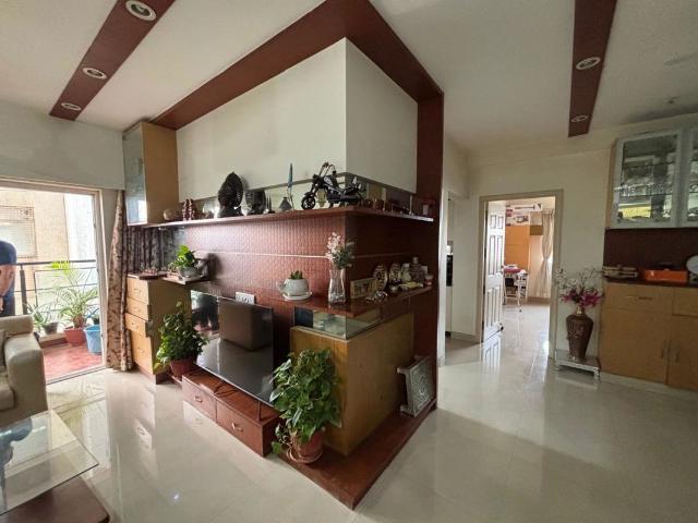 Resale | 3 BHK 1900 Sq.Ft. Apartment in SNN Raj Lake View Phase II