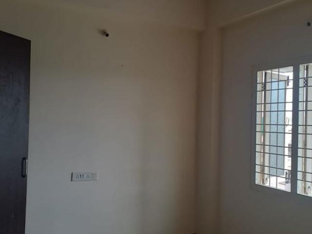 Resale | 3 BHK 1900 Sq.Ft. Apartment in Suchitra
