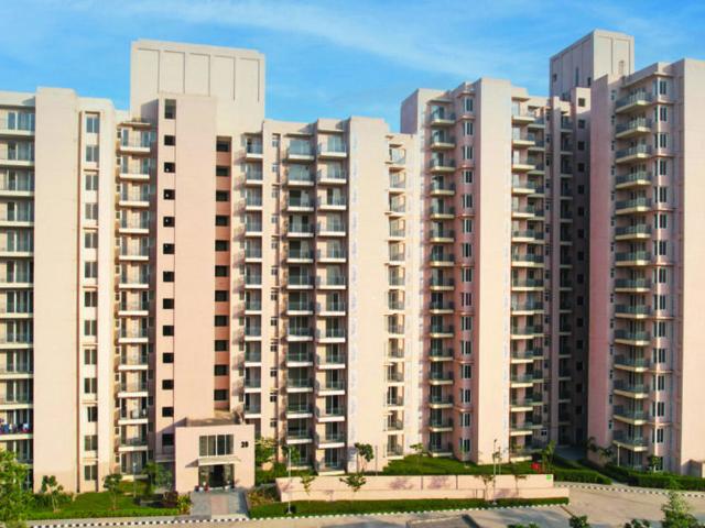 Resale | 3 BHK + 1910 Sq.Ft. Apartment in 3C Orris Greenopolis