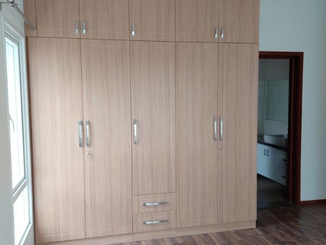 Resale | 3 BHK + 1910 Sq.Ft. Apartment in RMZ Galleria
