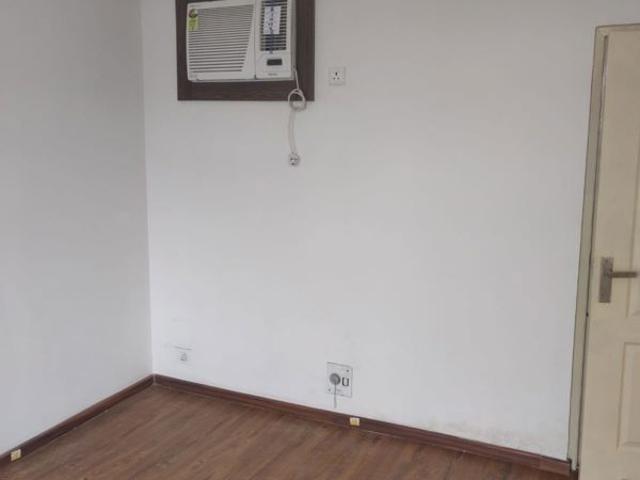Resale | 3 BHK 1911 Sq.Ft. Apartment in Paarth Aryavart Empire