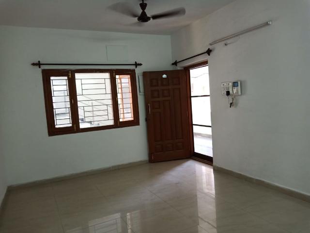Resale | 3 BHK 1930 Sq.Ft. Apartment in Patels Golf Links