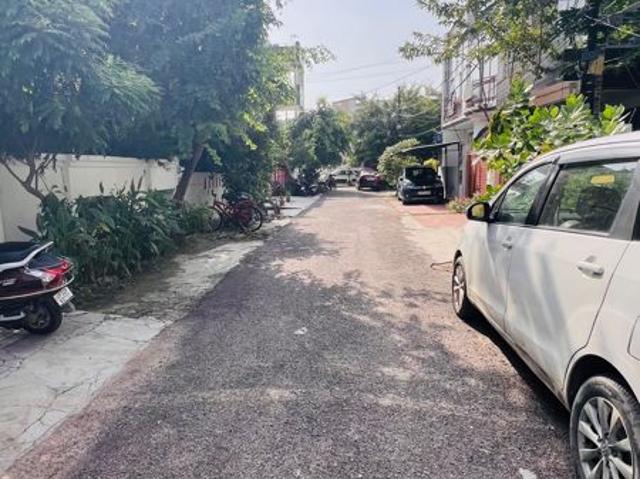 Resale | 3 BHK 1937 Sq.Ft. Independent House in Raebareli Road