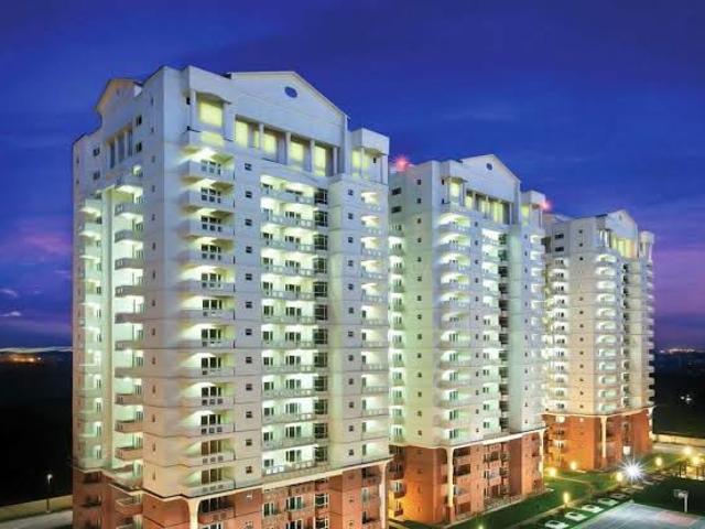 Resale | 3 BHK 2040 Sq.Ft. Apartment in SPR Elysia