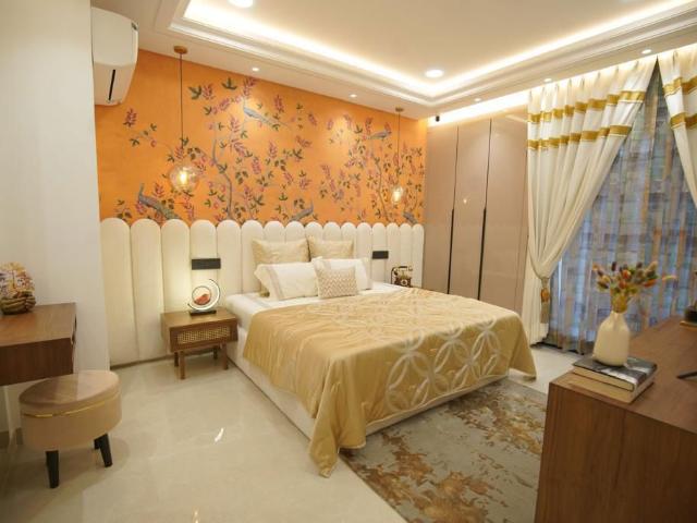 Resale | 3 BHK + 2046 Sq.Ft. Apartment in Greater Mohali