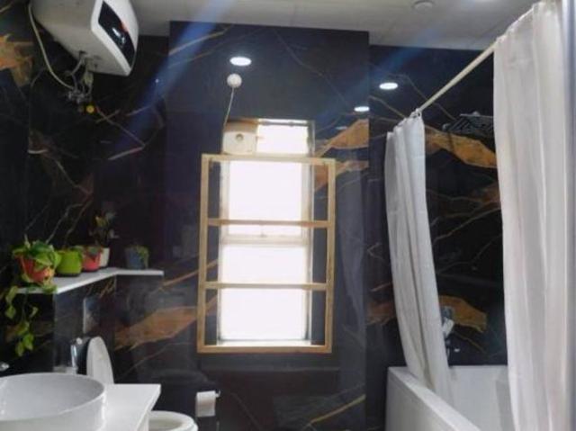 Resale | 3 BHK 2055 Sq.Ft. Apartment in ARR Complex