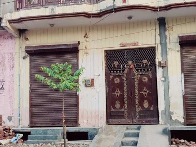 Resale | 3 BHK 205 Sq.Mt. Independent House in Max Railway Enclave