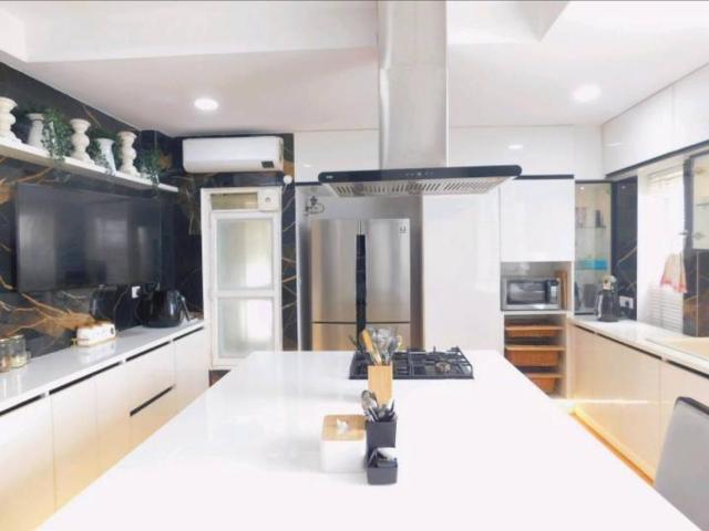 Resale | 3 BHK 2065 Sq.Ft. Apartment in AB Residency Manikonda