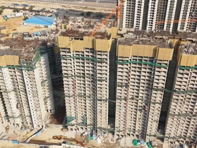 Resale | 3 BHK + 2080 Sq.Ft. Apartment in M3M Mansion
