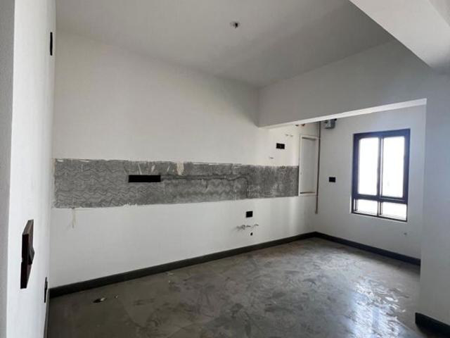 Resale | 3 BHK 2085 Sq.Ft. Apartment in Centreo