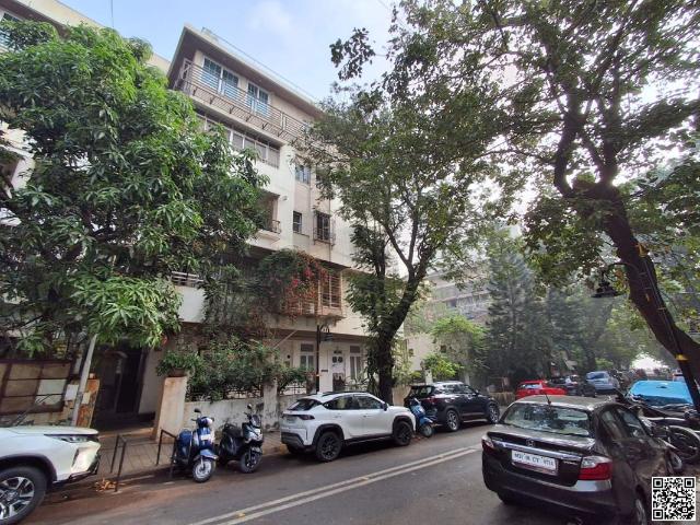Resale | 3 BHK 2000 Sq.Ft. Apartment in Sandesh Nagar