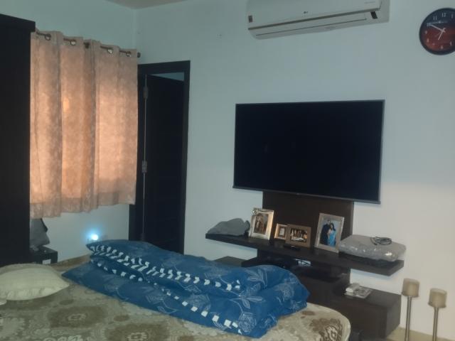 Resale | 3 BHK 2000 Sq.Ft. Apartment in Sarita Vihar E Rwa Sarit