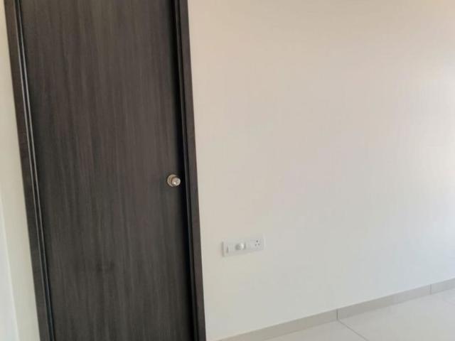 Resale | 3 BHK 2000 Sq.Ft. Apartment in Panathur
