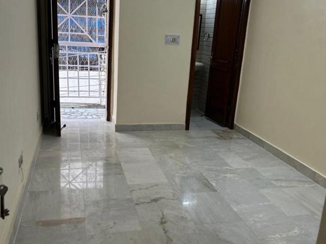 Resale | 3 BHK 200 Sq.Yd. Apartment in Malviya Nagar