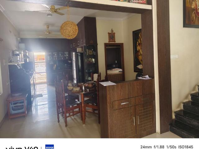 Resale | 3 BHK 200 Sq.Yd. Independent House in Mansoorabad