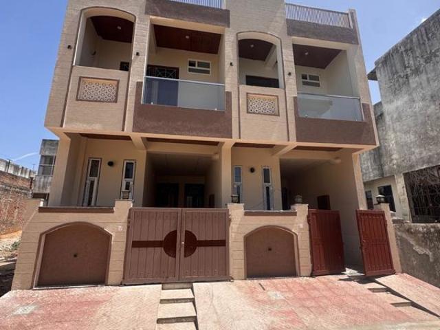 Resale | 3 BHK + 2011 Sq.Ft. Villa in Dhawas