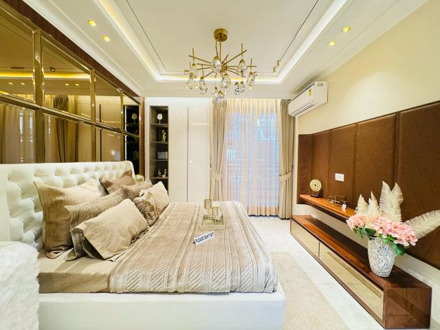 Resale | 3 BHK 2028 Sq.Ft. Apartment in Ambala Highway