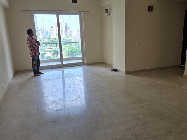 Resale | 3 BHK + 2150 Sq.Ft. Apartment in Paras Irene