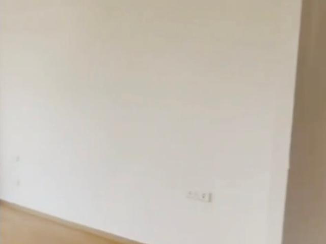Resale | 3 BHK 2100 Sq.Ft. Apartment in Emaar The Palm Drive Palm Studios