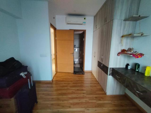 Resale | 3 BHK 2102 Sq.Ft. Apartment in Tashee Capital Gateway